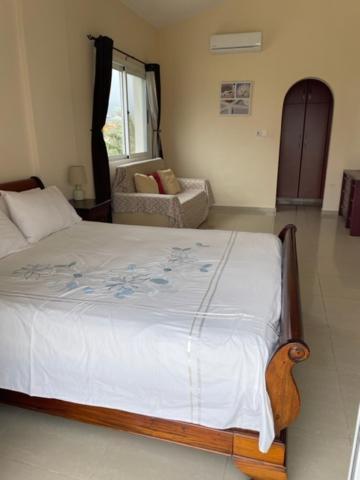Villa Olivia, คอรัลเบย์ ภายนอก รูปภาพ