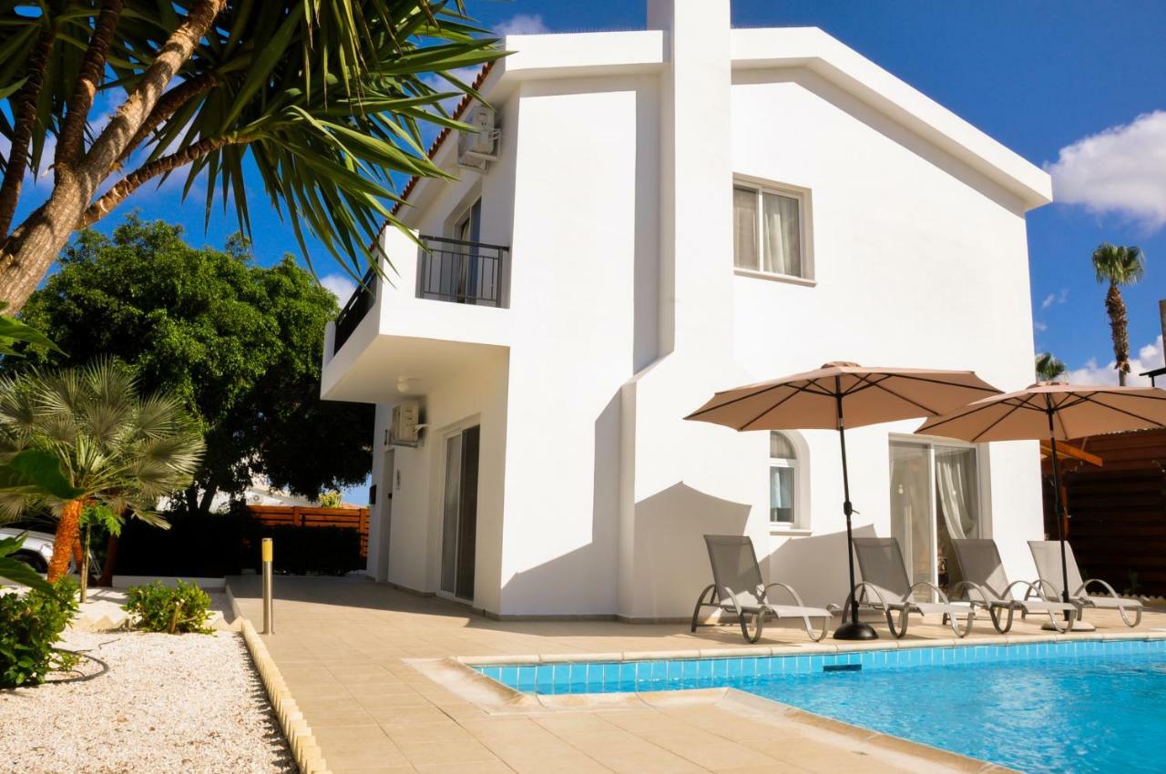 Villa Olivia, คอรัลเบย์ ภายนอก รูปภาพ