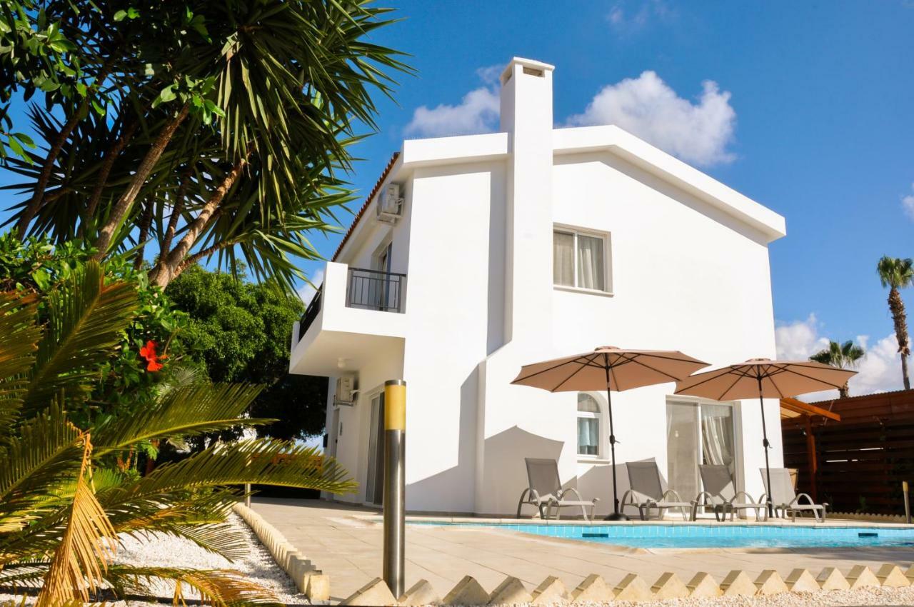 Villa Olivia, คอรัลเบย์ ภายนอก รูปภาพ
